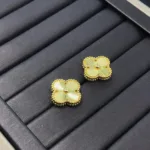 [Eternal Jewelry]CLOVER MINI 9.5MM LASER EARRINGS - Image 4