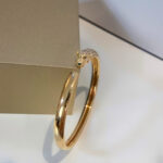 [Eternal Jewelry]PANTHERE GOLD DIAMOND OPEN BRACELET - Image 3