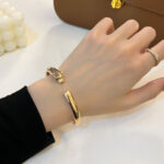 [Eternal Jewelry]PANTHERE GOLD OPEN BRACELET - Image 3