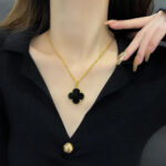 [Eternal Jewelry]CLOVER 25MM NECKLACE GOLD ONYX - Image 2