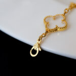 [Eternal Jewelry]CLOVER 5 MOTIF ROCK CRYSTAL PINK GOLD BRACELET - Image 6